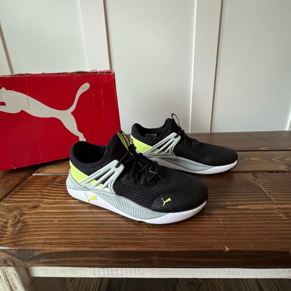 Puma Pacer Future Sneakers New in Box